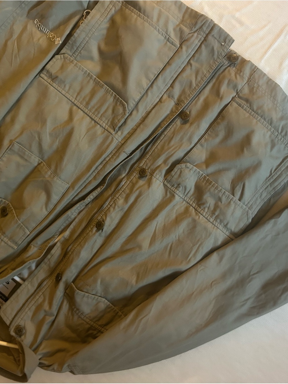Columbia Men's or Women’s khaki jacket